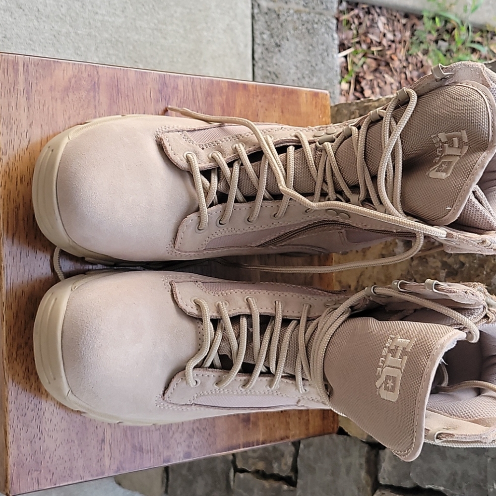 HQ 8" side-zip WP Desert Boot US 9.5 M